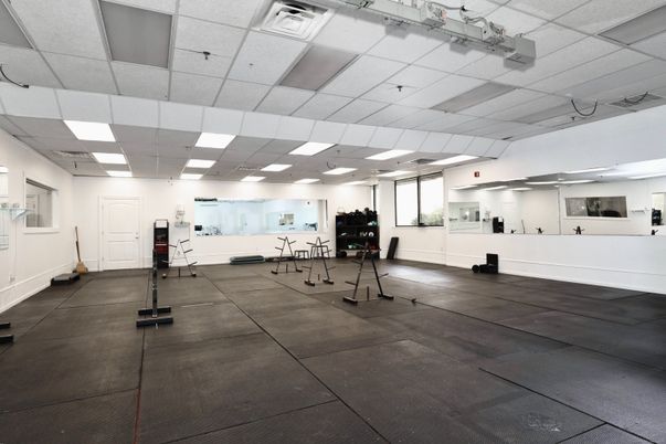 Fitness Equipment, Interior, Recessed Lighting