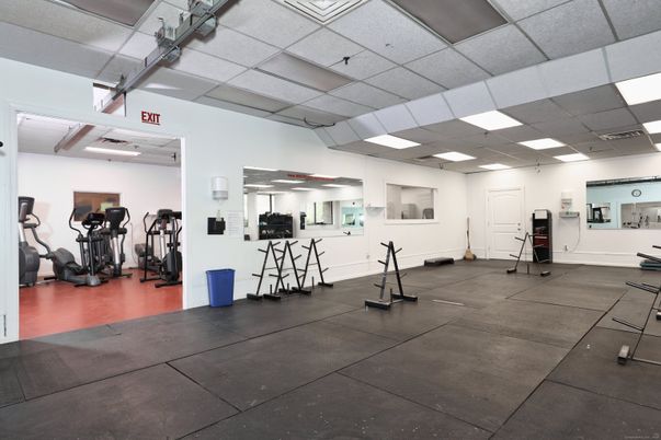 Fitness Equipment, Interior, Recessed Lighting