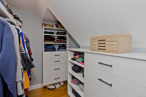 Interior, Walk-in Closets, Wood Texture Flooring