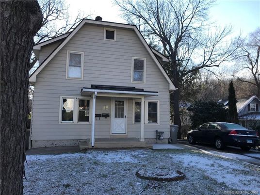 Exterior, Facade, American Craftsman