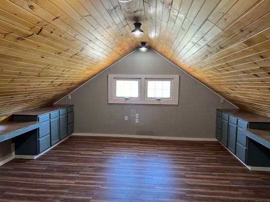 Empty room, Interior, Wooden Ceilings, Wood Texture Flooring