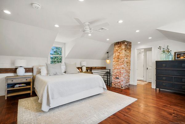 Bedroom, Interior, Pendant Lights, Recessed Lighting, Wood Texture Flooring