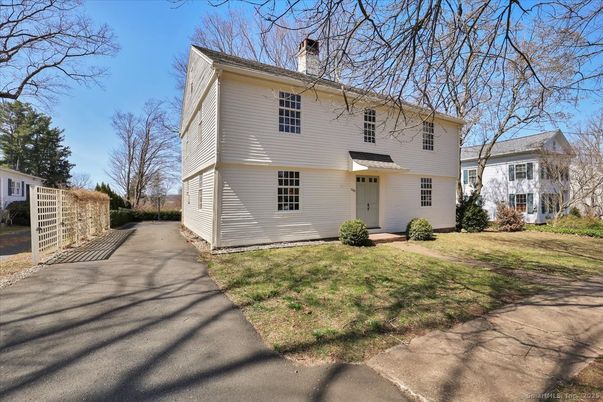 Backyard, Exterior, Facade, Georgian