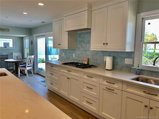 Dining room, Interior, Kitchen, Recessed Lighting, Wood Texture Flooring