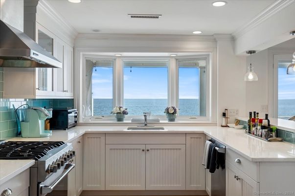 Interior, Kitchen, Pendant Lights, Recessed Lighting, Stainless Steel Appliances, Water