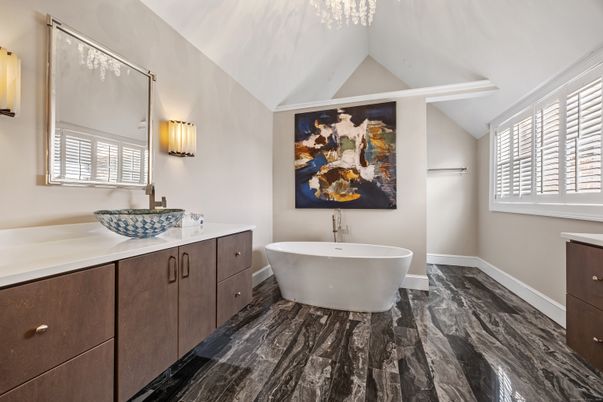 Bathroom, Dual Sink Vanities, Free Standing Baths, Interior