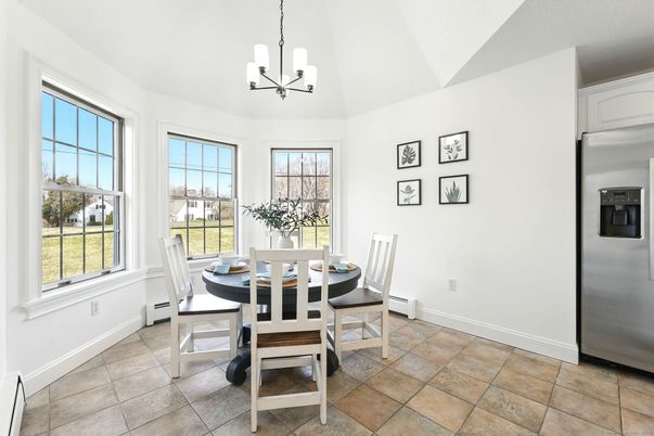 Dining room, Interior, Pendant Lights