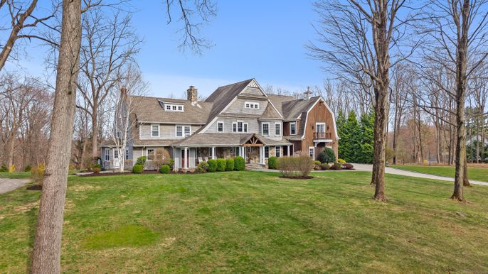 Backyard, Exterior, Facade, French Provincial