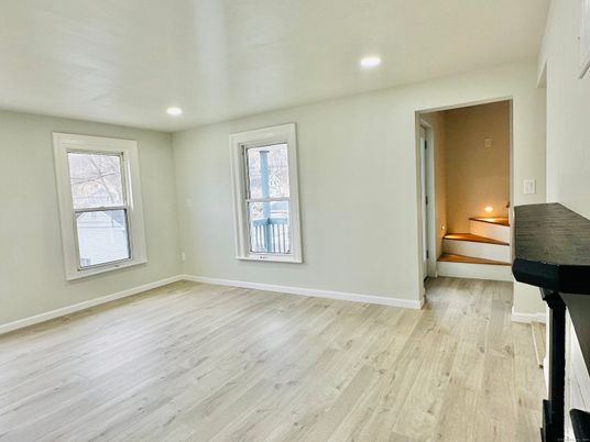 Empty room, Interior, Recessed Lighting, Wood Texture Flooring