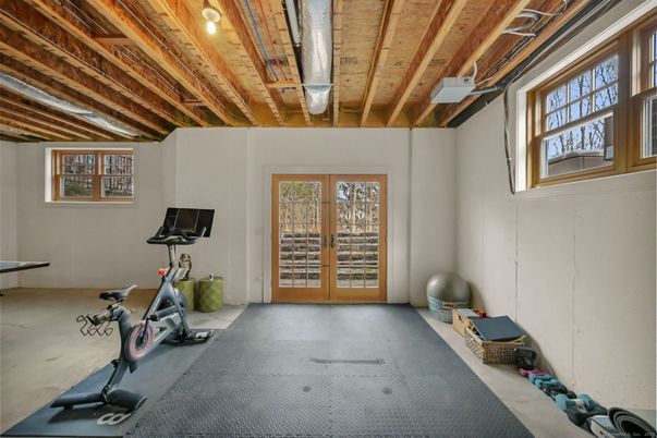 Fitness Equipment, Interior, Wooden Beams, Wooden Ceilings