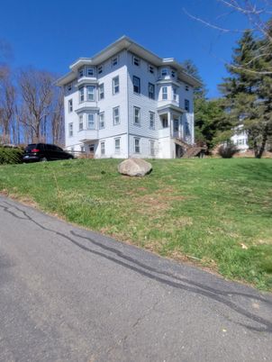 Exterior, Facade, Queen Anne Victorian