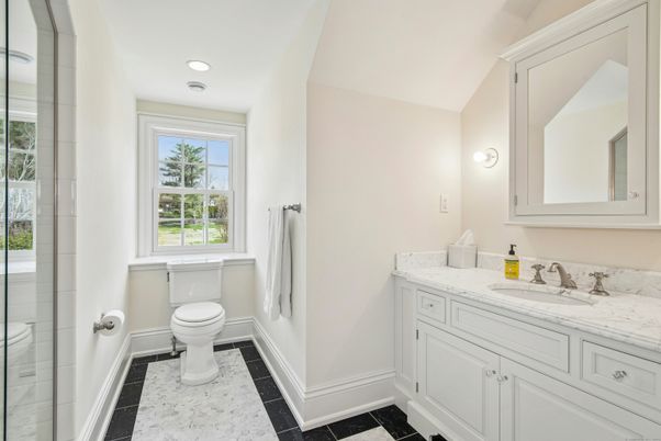 Bathroom, Interior, Marble, Recessed Lighting