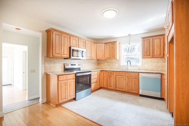Interior, Kitchen, Pendant Lights, Wood Texture Flooring
