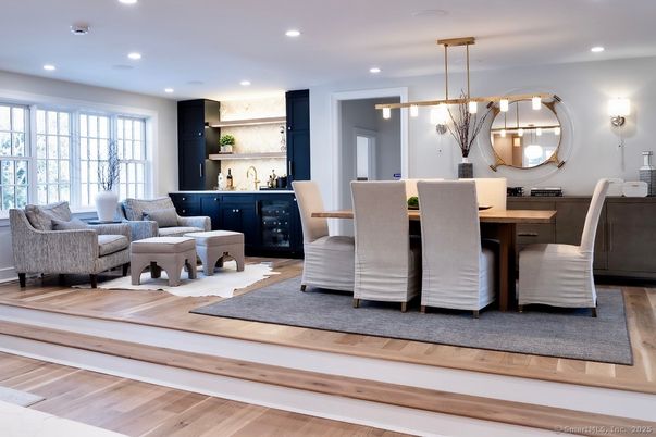 Dining room, Interior, Living room, Pendant Lights, Recessed Lighting, Wood Texture Flooring