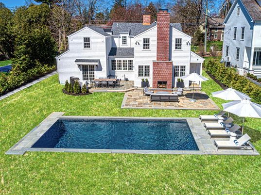 Backyard, Exterior, Pool