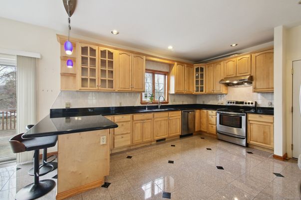 Interior, Kitchen, Pendant Lights, Recessed Lighting, Stainless Steel Appliances