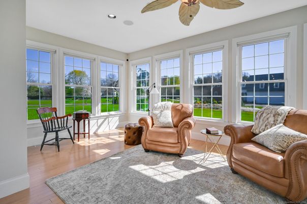 Interior, Recessed Lighting, Sun Room, Wood Texture Flooring