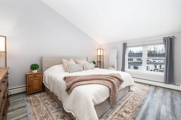 Bedroom, Interior, Water, Wood Texture Flooring
