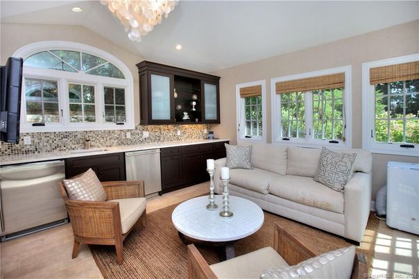 Chandelier, Interior, Kitchen, Living room, Recessed Lighting, Stainless Steel Appliances
