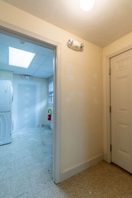 Empty room, Interior, Washer