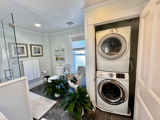 Interior, Recessed Lighting, Utility Closets, Washer