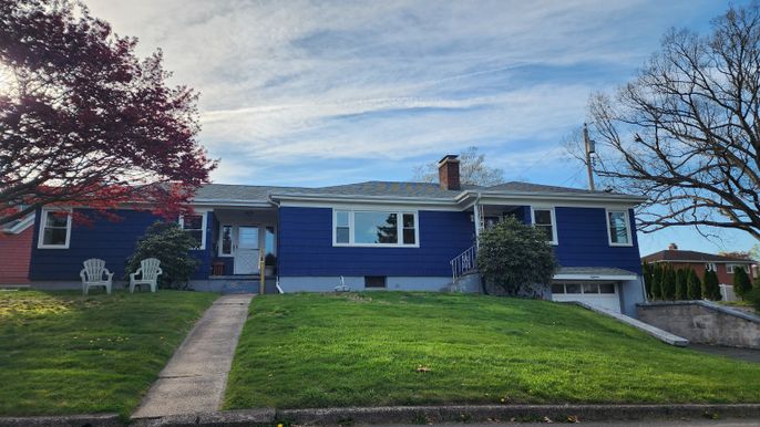 Attached, Exterior, Facade, Raised Ranch