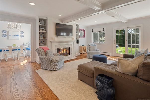 Chandelier, Dining room, Fireplace, Interior, Living room, Recessed Lighting, Wood Texture Flooring