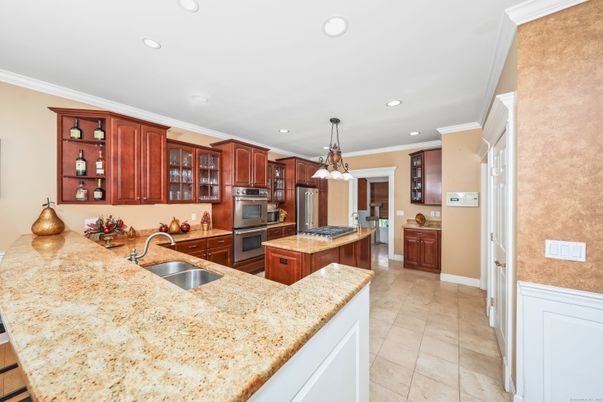 Interior, Kitchen, Pendant Lights, Recessed Lighting, Stainless Steel Appliances