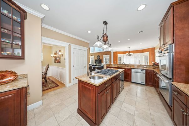 Chandelier, Interior, Kitchen, Pendant Lights, Recessed Lighting, Stainless Steel Appliances