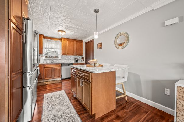Interior, Kitchen, Pendant Lights, Wood Texture Flooring