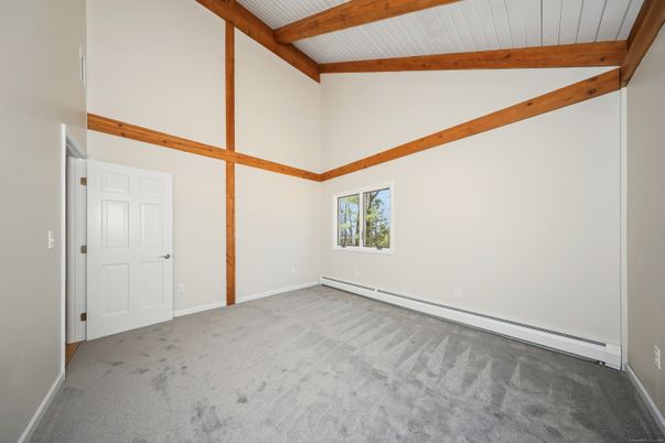 Empty room, Interior, Wooden Beams