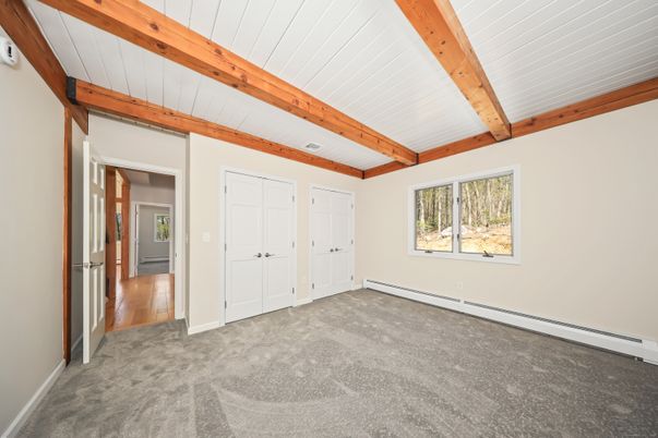 Empty room, Interior, Wooden Beams