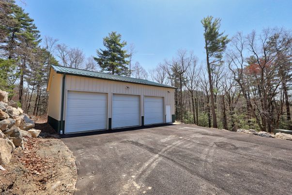 Detached Garage, Exterior