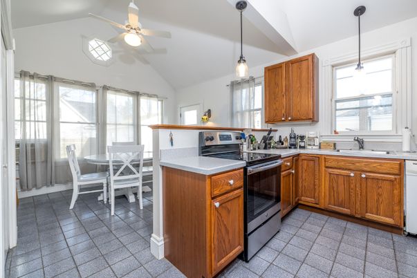 Dining room, Interior, Kitchen, Pendant Lights