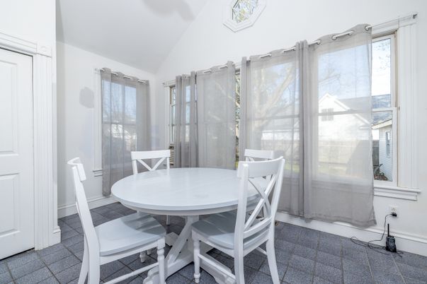 Dining room, Interior