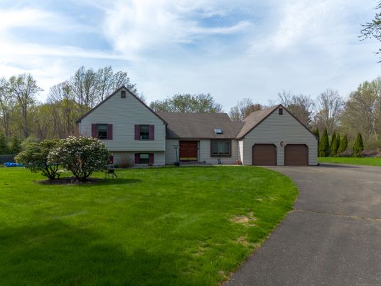 Attached, Backyard, Exterior, Facade, Farmhouse