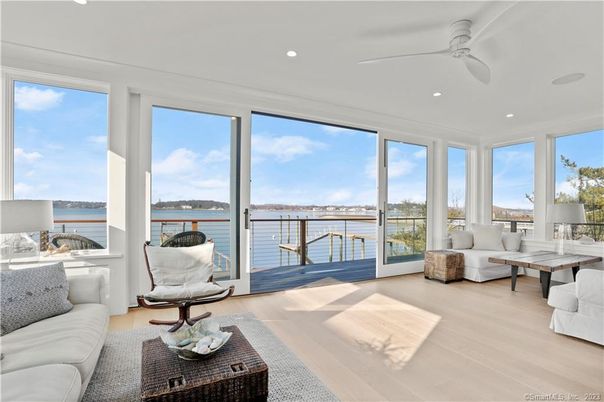 Interior, Living room, Recessed Lighting, Water, Wood Texture Flooring