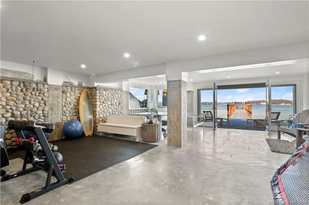 Fitness Equipment, Interior, Recessed Lighting, Stone Walls