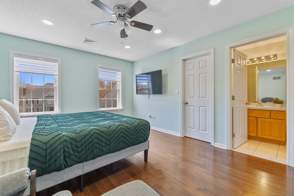 Bathroom, Bedroom, Interior, Recessed Lighting, Wood Texture Flooring