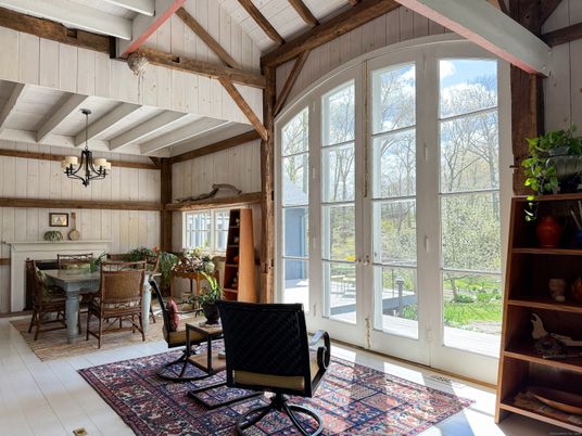 Chandelier, Dining room, Interior, Wooden Beams, Wooden Ceilings, Wooden Walls
