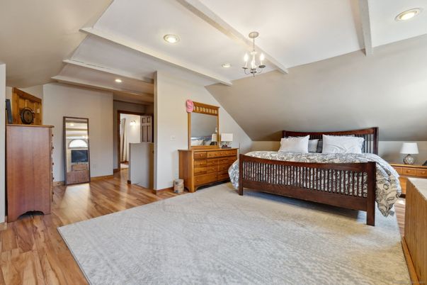 Bedroom, Interior, Pendant Lights, Recessed Lighting, Wood Texture Flooring