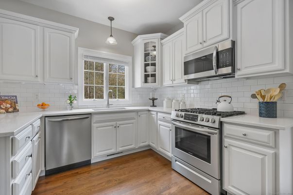 Interior, Kitchen, Pendant Lights, Stainless Steel Appliances, Wood Texture Flooring