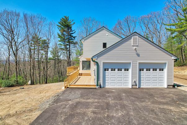 Detached Garage, Exterior