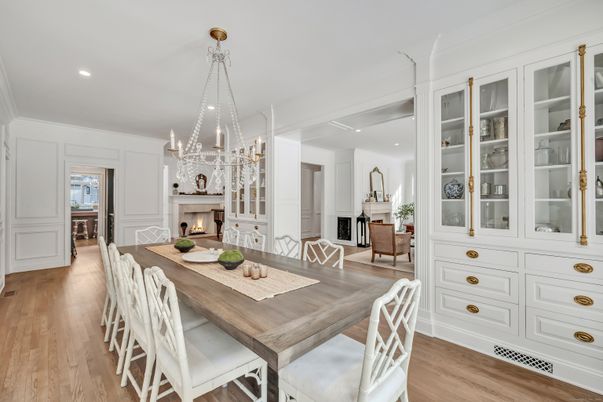 Chandelier, Dining room, Fireplace, Interior, Recessed Lighting, Wood Texture Flooring