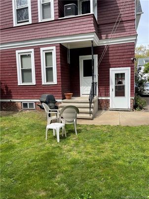 Exterior, Facade, Cape Cod