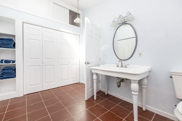Bathroom, Interior, Pendant Lights