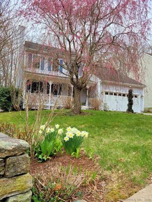 Attached, Backyard, Exterior, Facade, Cape Cod