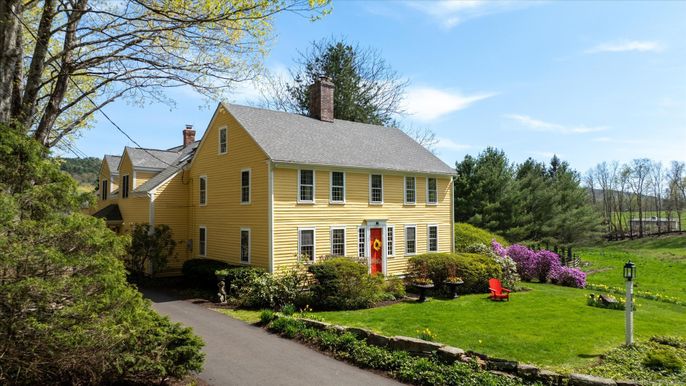 Backyard, Exterior, Facade, Georgian