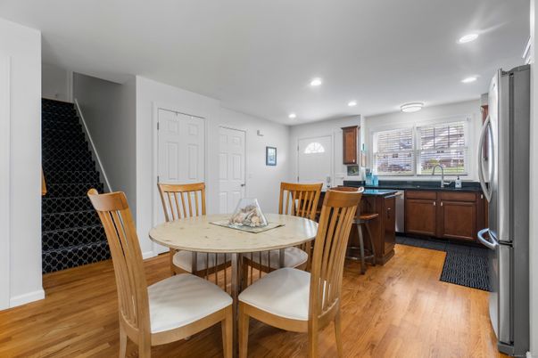 Dining room, Interior, Kitchen, Recessed Lighting, Wood Texture Flooring