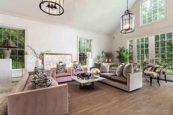 Interior, Living room, Pendant Lights, Wood Texture Flooring